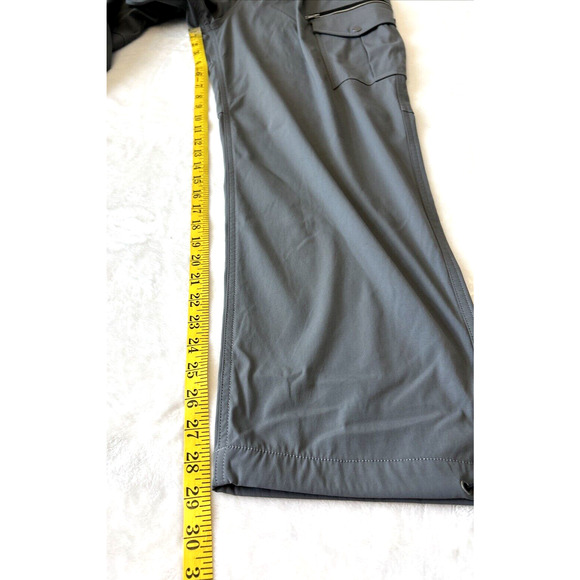 Chico’s Cargo Pants Casual Belted Polyester Blend Size 3 L Gray Pockets NWOT - Picture 6 of 8